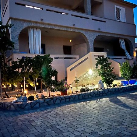Kabashi Apartment Veglia Exterior foto